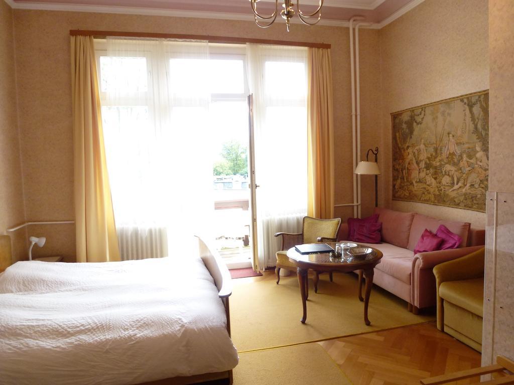 Hotel Tanneck Baden-Baden Rom bilde